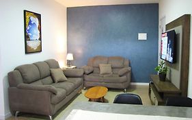 EDIFÍCIO KARINE - APARTAMENTO n⁰ 12